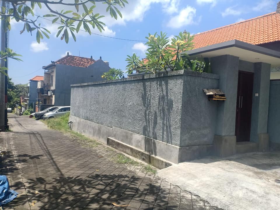 Villa dijual di Kerobokan Bali