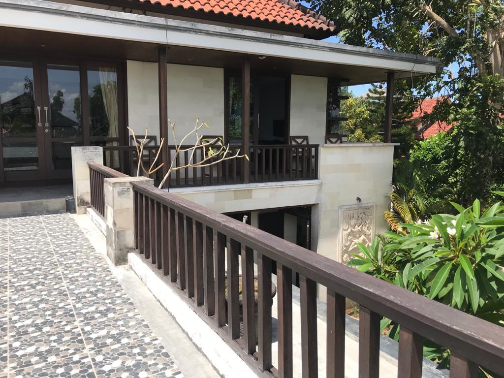 Villa dijual di Pecatu Bali
